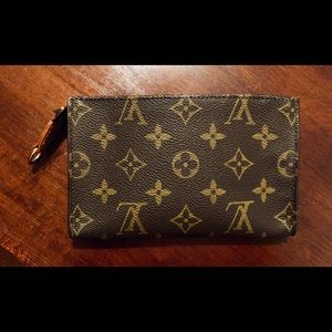 LOUIS VUITTON POCHE MONOGRAM TOILETRY COSMETIC BAG